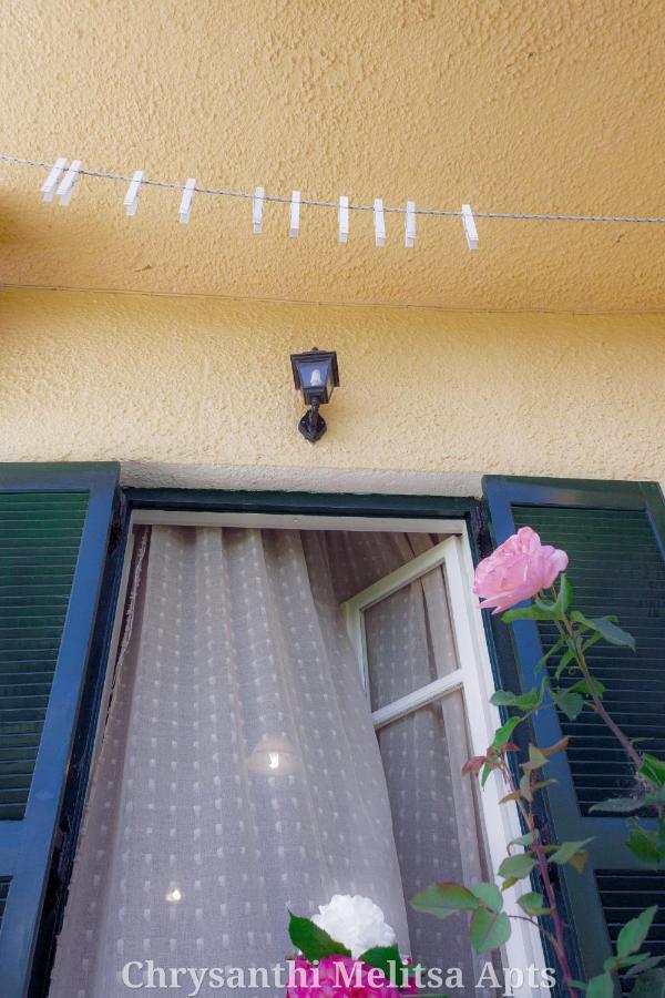 Chrysanthi Melitsa Apts. Sidari  Bagian luar foto